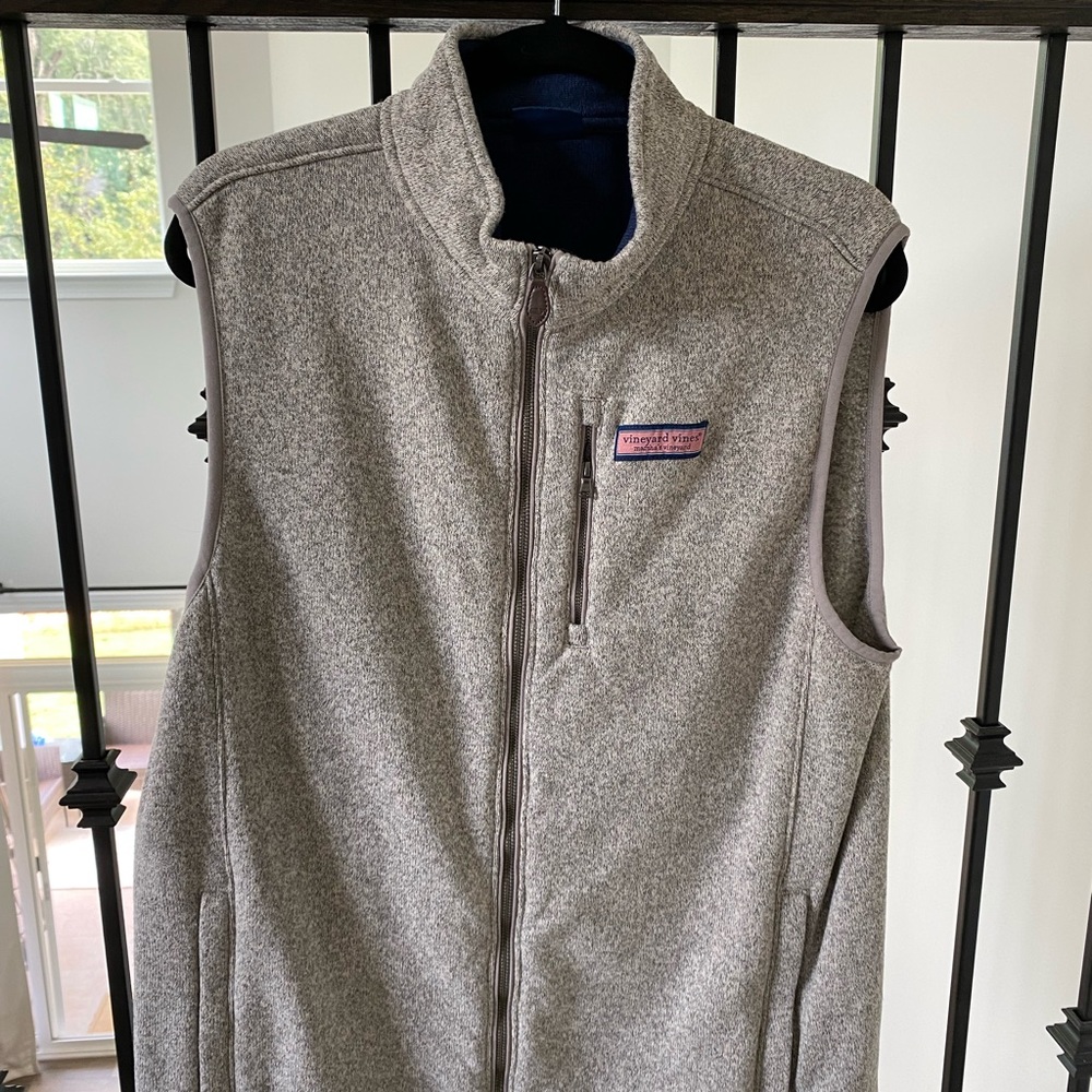Vineyard Vines. Large gray vest